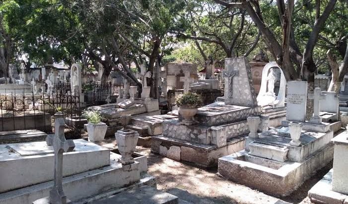 INAH cataloga en Celaya 155 tumbas consideradas «monumentos históricos» INAH cataloga en Celaya 155 tumbas consideradas «monumentos históricos»