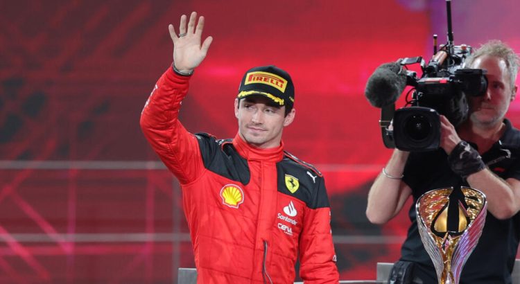 Charles Leclerc renueva con Ferrari