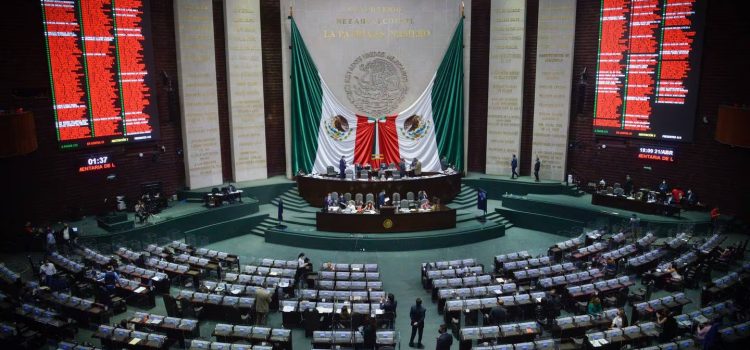 Diputados buscan blindar reformas de AMLO