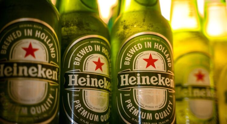 Gobierno de Puebla acuerda con productores de cebada levantar plantón en planta de Heineken