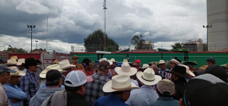 Productores de Cebada y Heineken México Negocian Precios en Puebla tras Semanas de Protestas