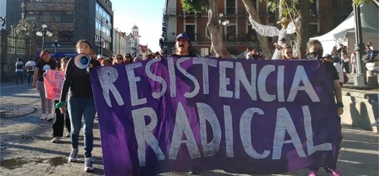  “Movimiento.Espartano.8M” amenaza con agredir a mujeres en protesta del 8M en Puebla