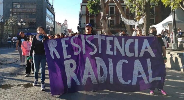  “Movimiento.Espartano.8M” amenaza con agredir a mujeres en protesta del 8M en Puebla