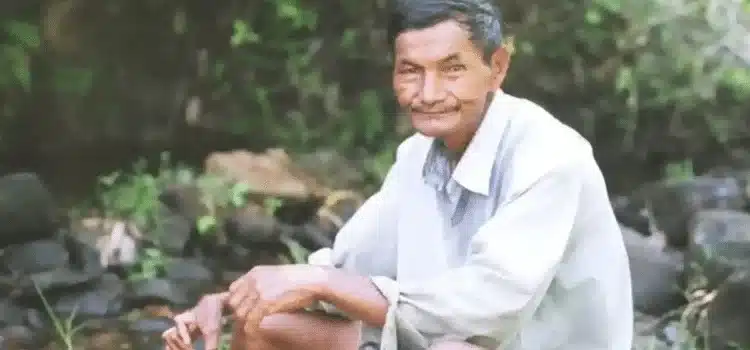 Granjero asegura no haber dormido desde 1963