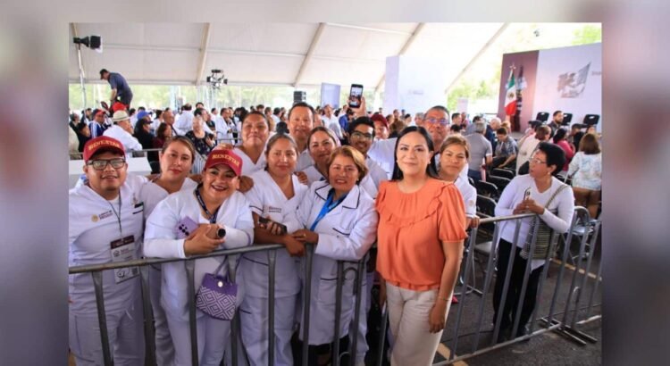 Claman por basificación para 3 mil 600 trabajadores del sector salud en Puebla