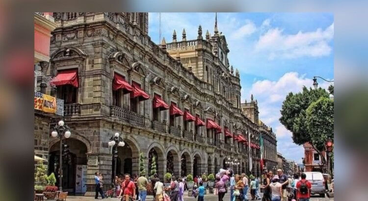 Retrasan inversiones en Puebla por incertidumbre arancelaria