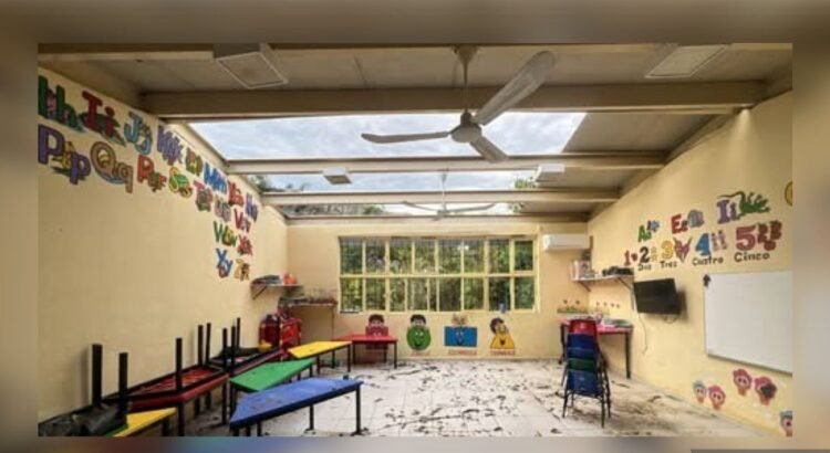 Lluvias por huracán Erick dejan a decenas de escuelas dañadas en Puebla