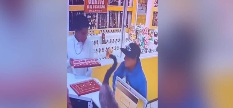 Puebla, entre los estados con más robos a comercios Puebla, entre los estados con más robos a comercios
