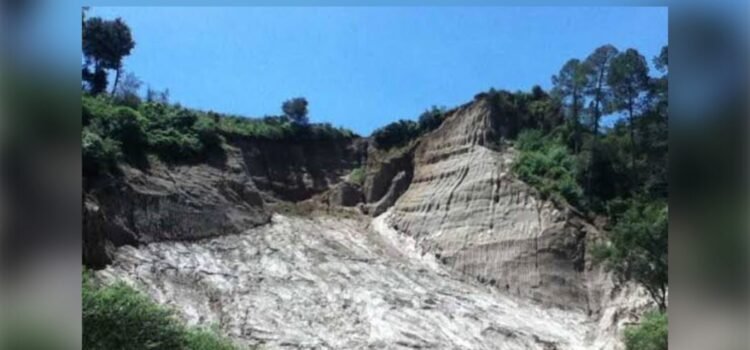 Comunidades frenan avance minero en Puebla por daños ambientales