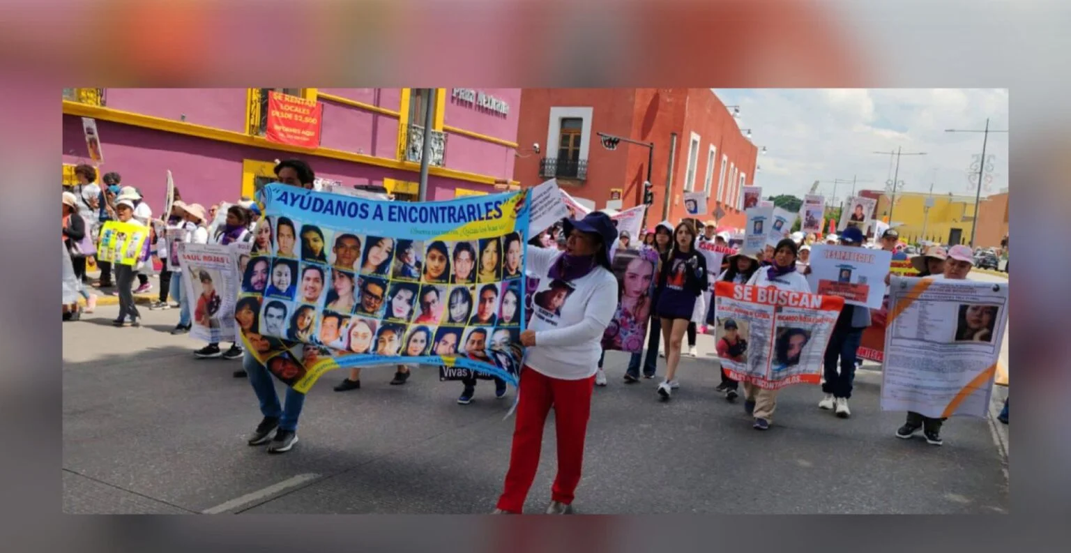 Familias buscadoras cuestionan falta de personal para investigar desapariciones en Puebla